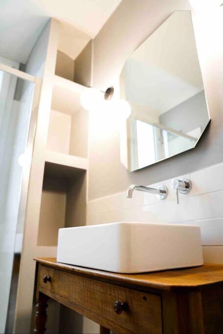 New Stylish 3-room On Lungarno *