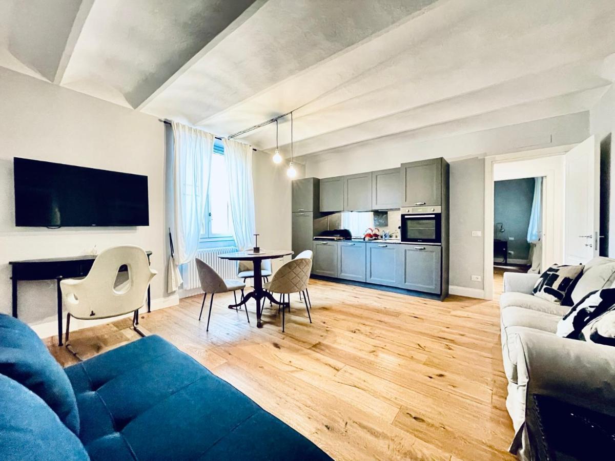 New Stylish 3-room On Lungarno *