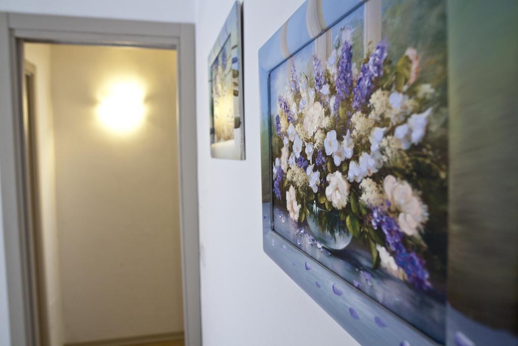 Roommo Beccaria Florence