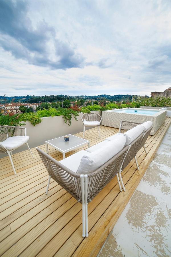 Apartment The Rooftop Florence