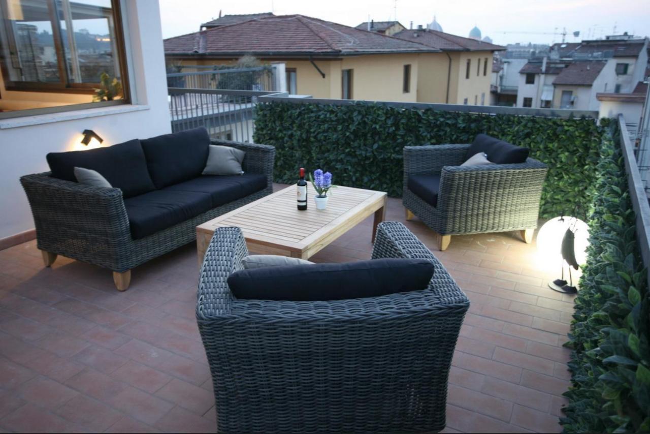 Rilassante Superattico Con Viste Sulle Coline E Jacuzzi - Perfetta Fuga Romantica Appartamento *