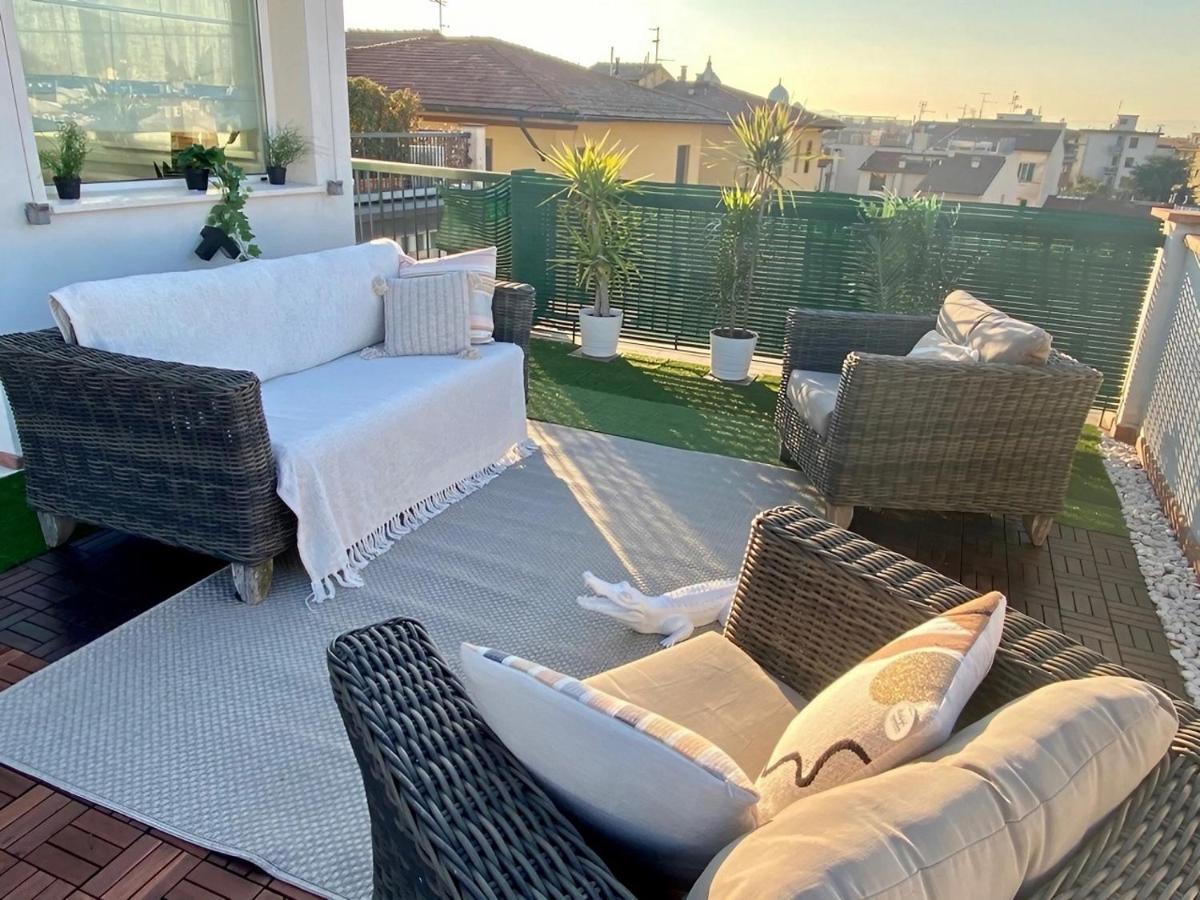 Appartamento Rilassante Superattico Con Viste Sulle Coline E Jacuzzi - Perfetta Fuga Romantica Firenze