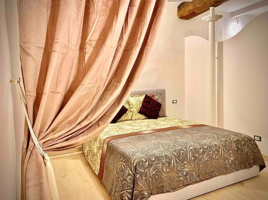Lovely And Cozy In The Position Apartment