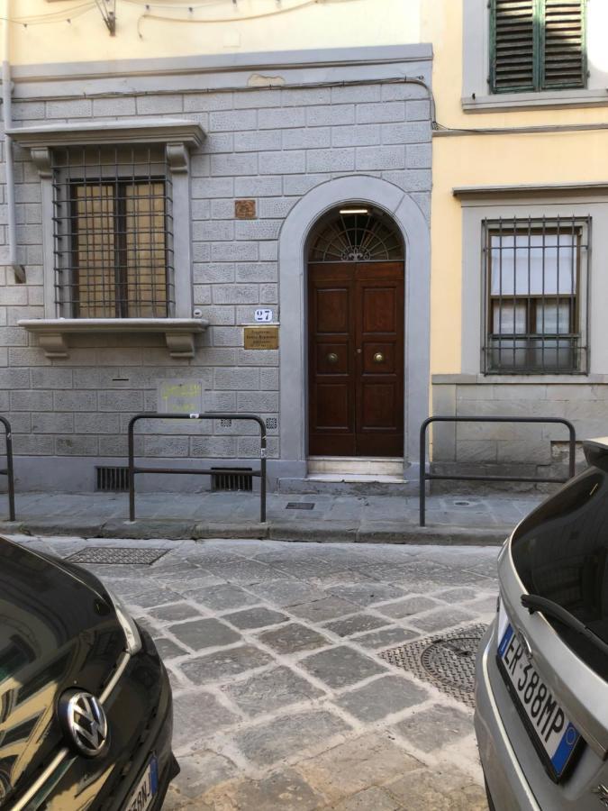 Solo Traveller Bedroom In Homestays Center Privatunterkunft Florenz