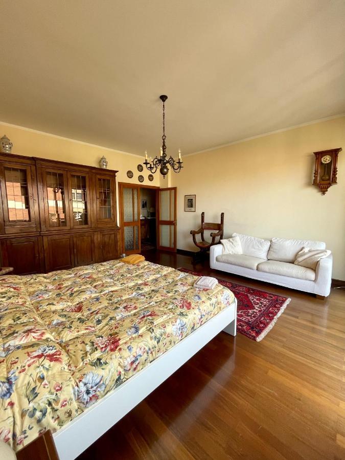 Casa Mora *