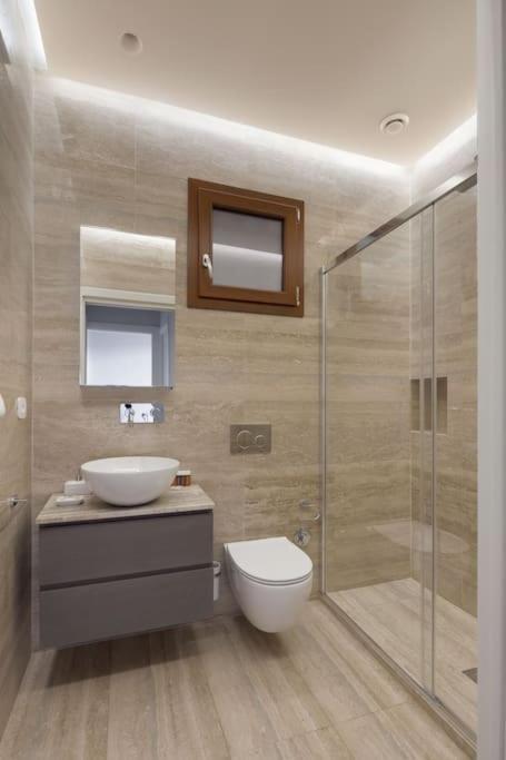Elegant With Stunning Frescoed Ceilings Florença