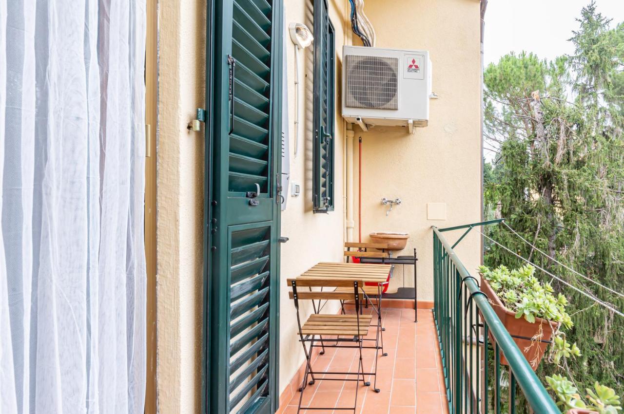 Appartement Stibbert & Statuto Elegant Flat With Balcony
