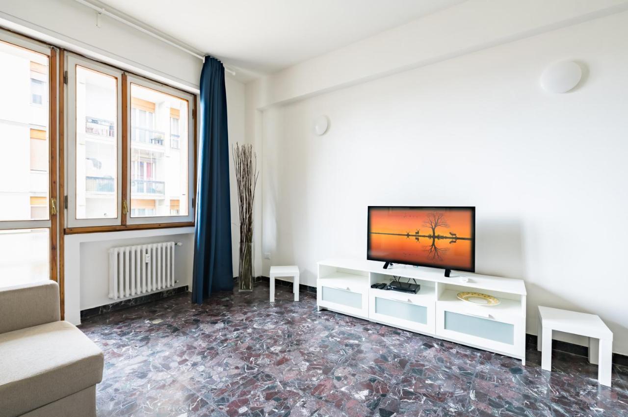 San Jacopino Roomy Flat With Balconies