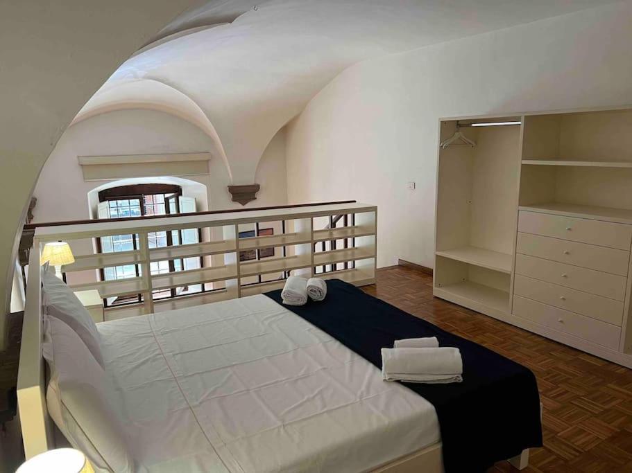 Ponte Vecchio Cozy Oltrarno Appartement *