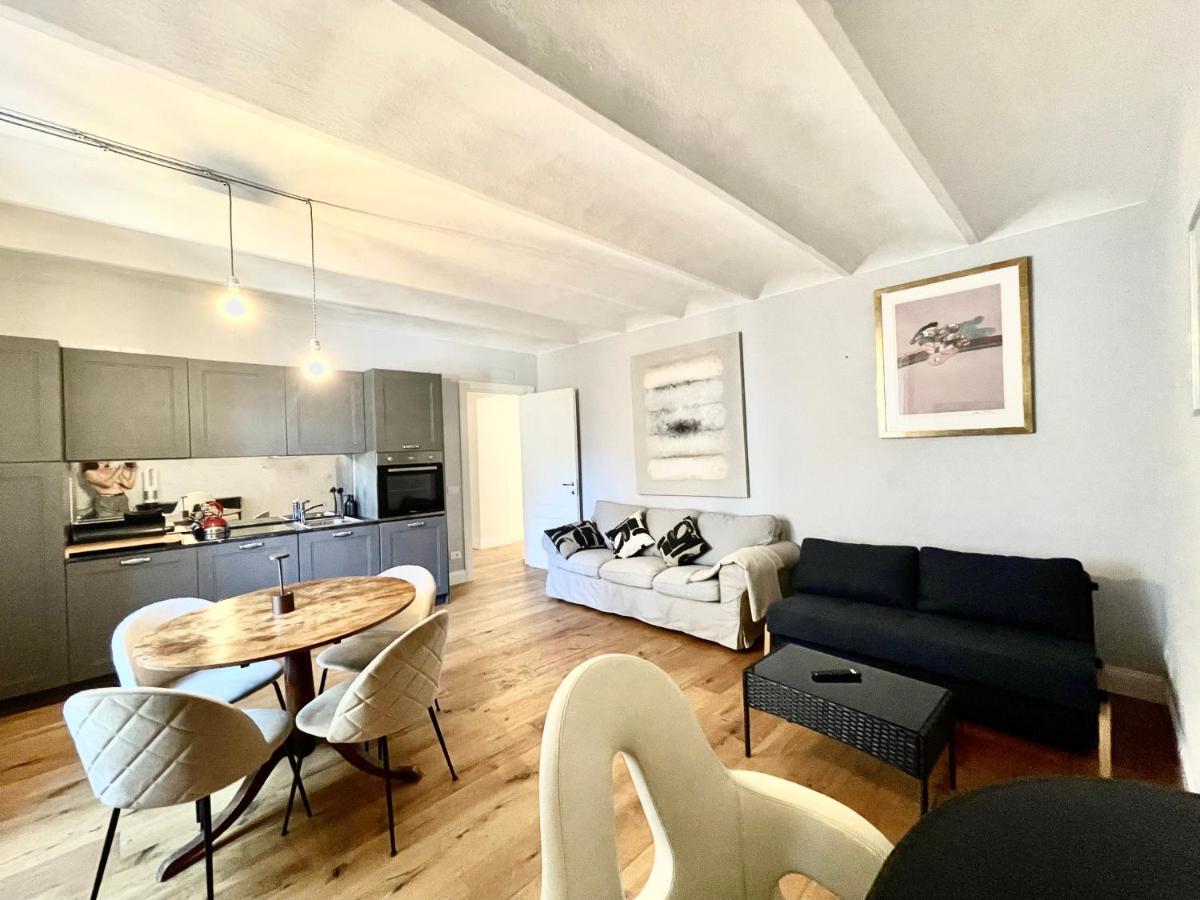 New Stylish 3-room On Lungarno *