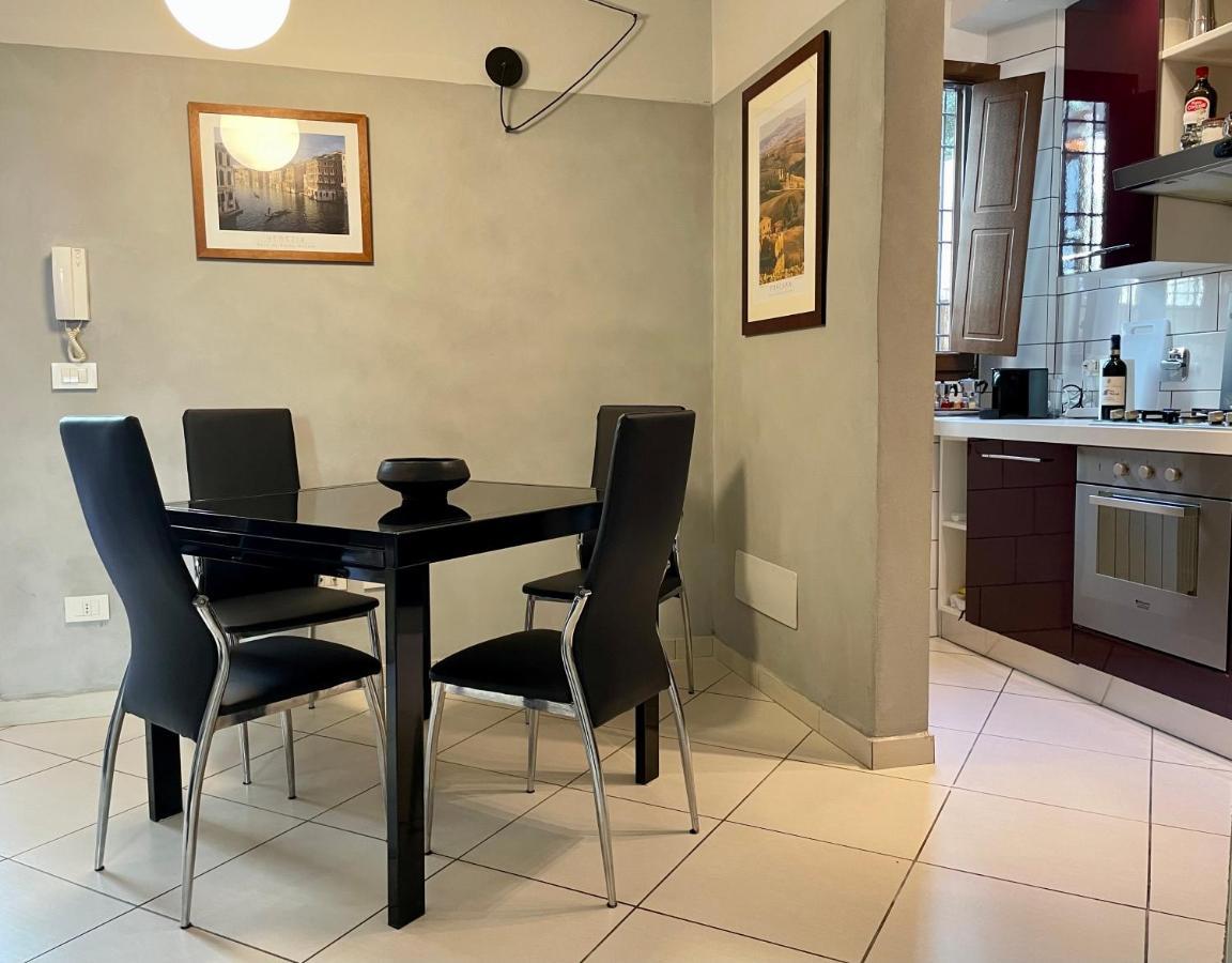 Flat 52 In San Jacopino Apartment *