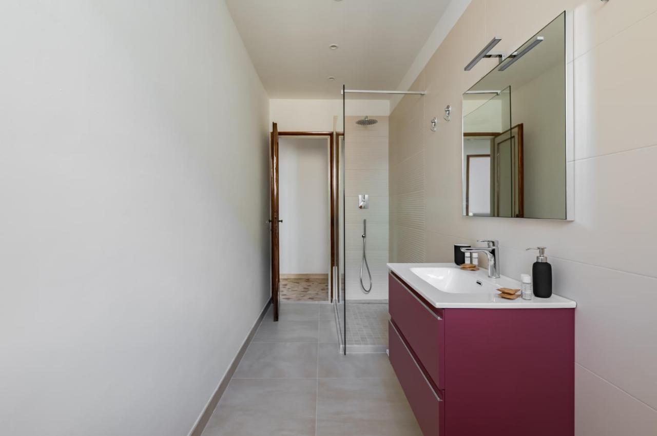 San Jacopino Roomy Flat With Balconies Apartamento