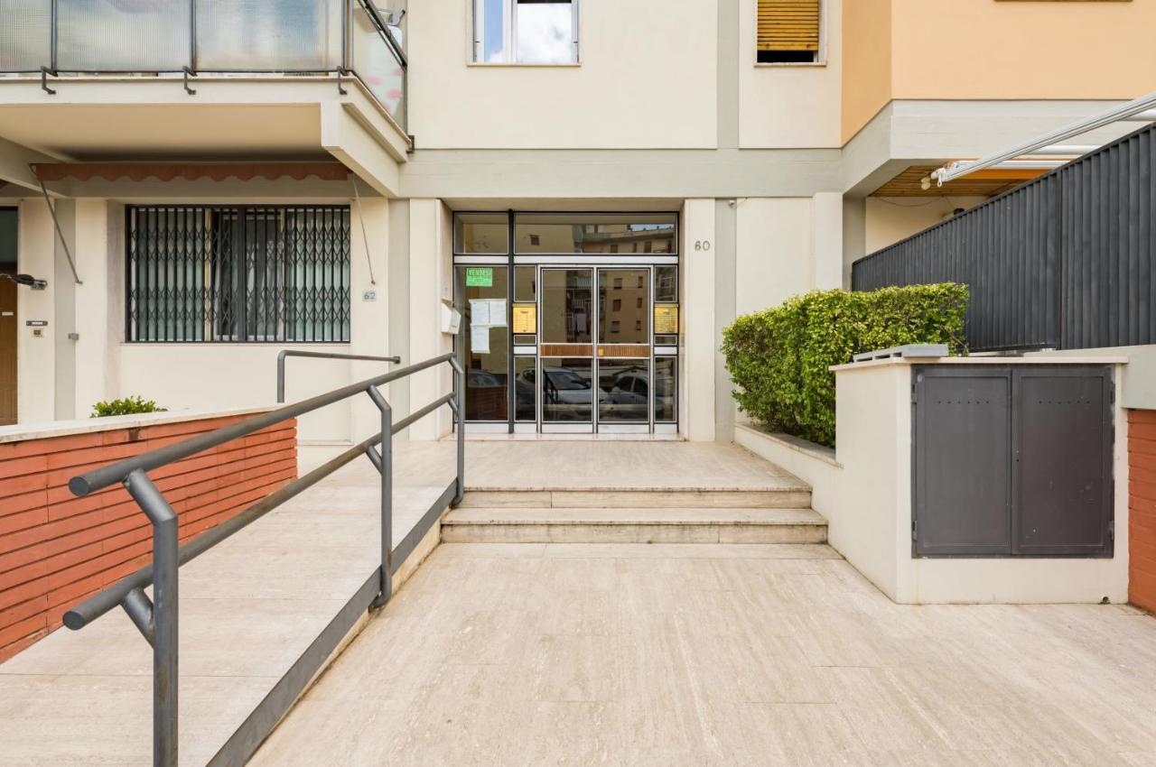 San Jacopino Roomy Flat With Balconies Apartamento Florença