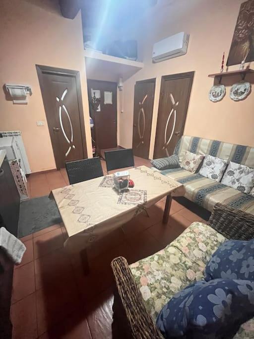 Apartment Very Central-100mt From Train Station Florenz