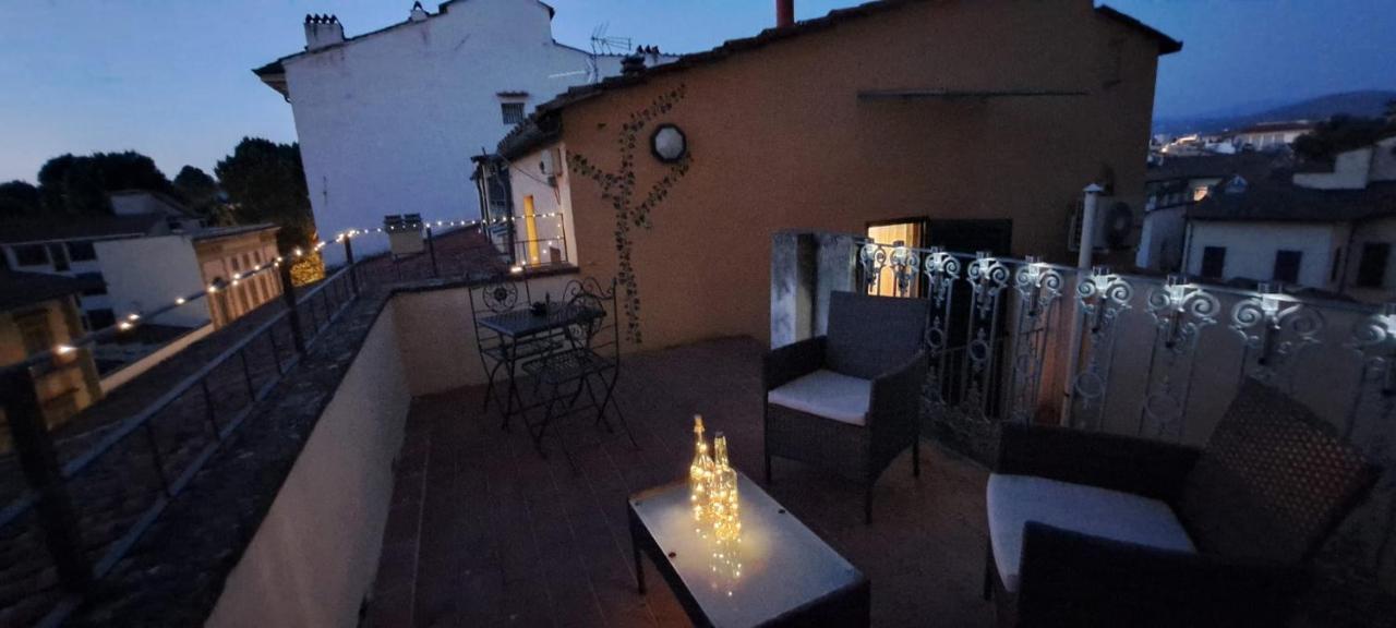 Apartamento Sunny With Roof Patio *