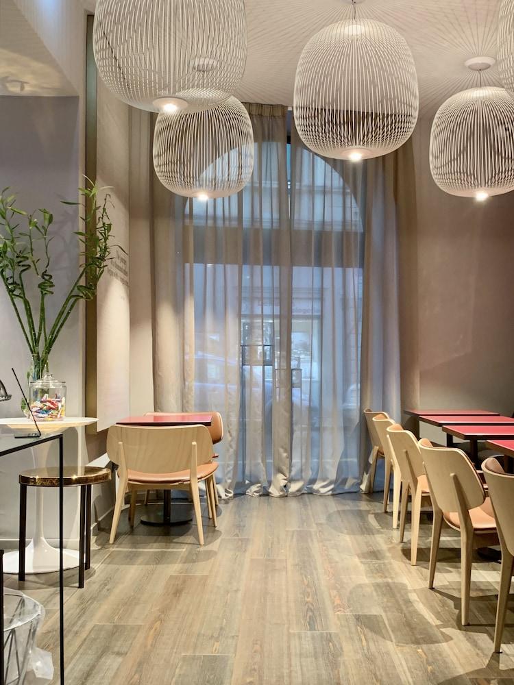 The Market Urban 4*