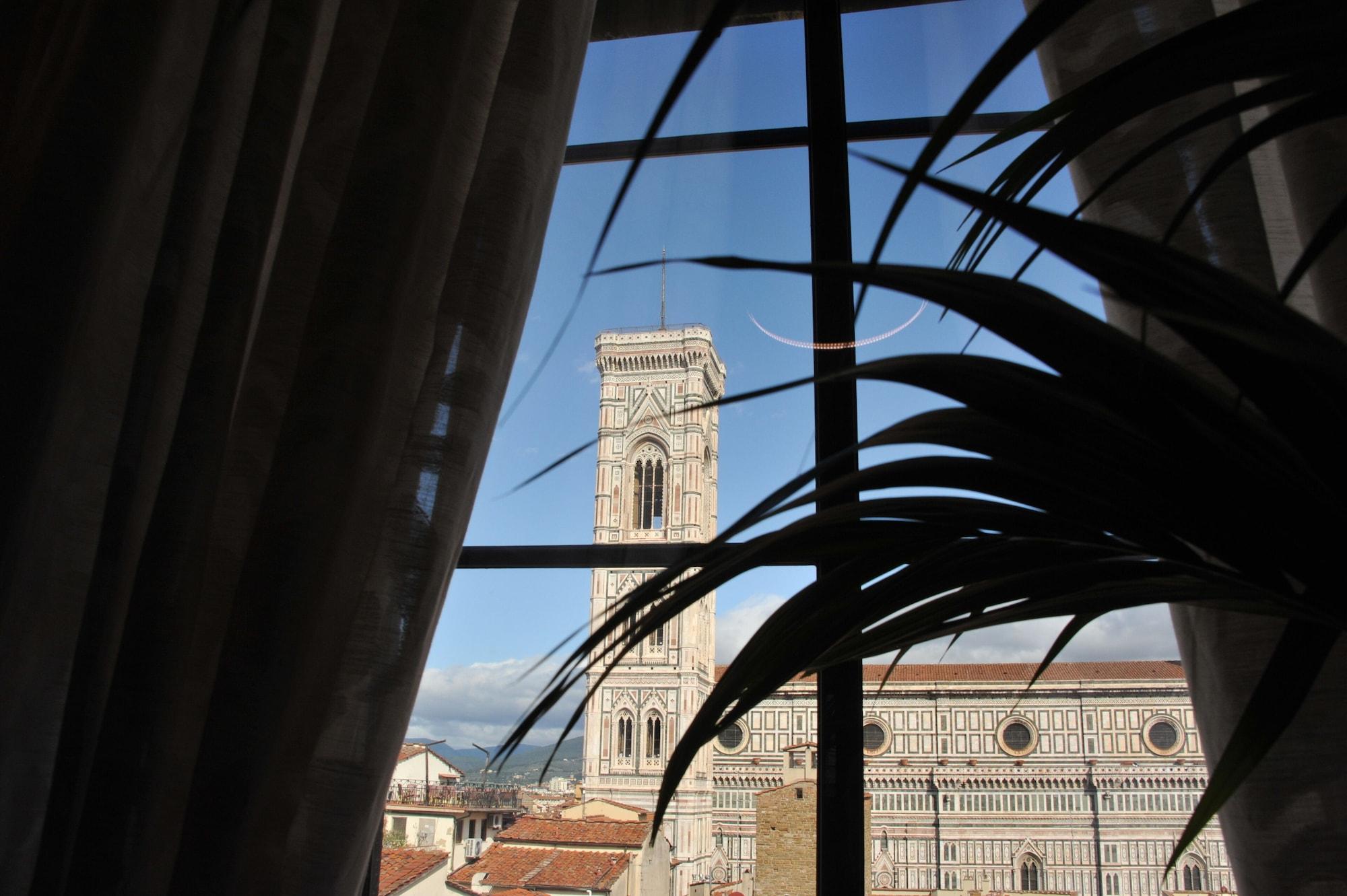 Donati Luxury Tower 5*