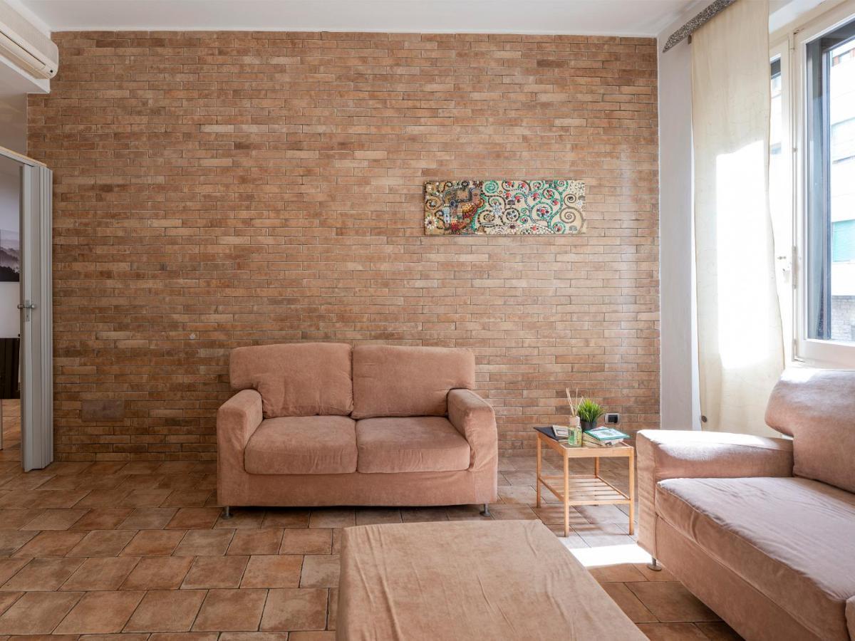 Stazione Smnart House Apartment