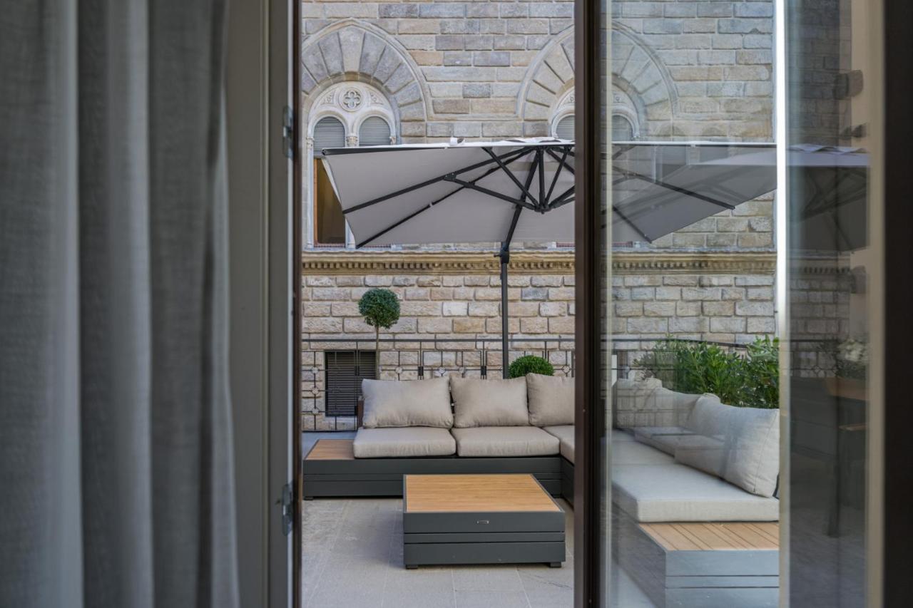 Palazzo Signoria Luxury 1-biancone Appartement *