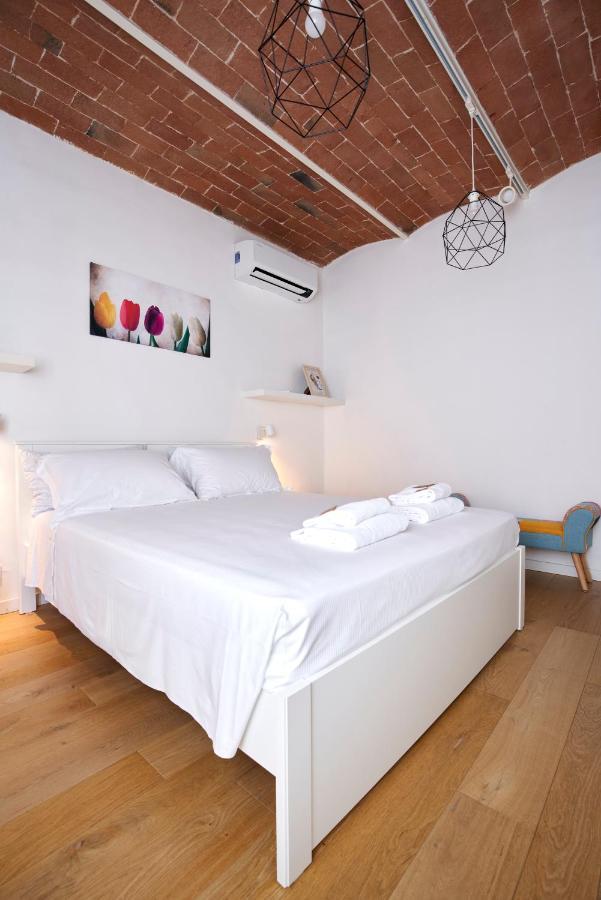 The Chianti Rooster Flat Apartment