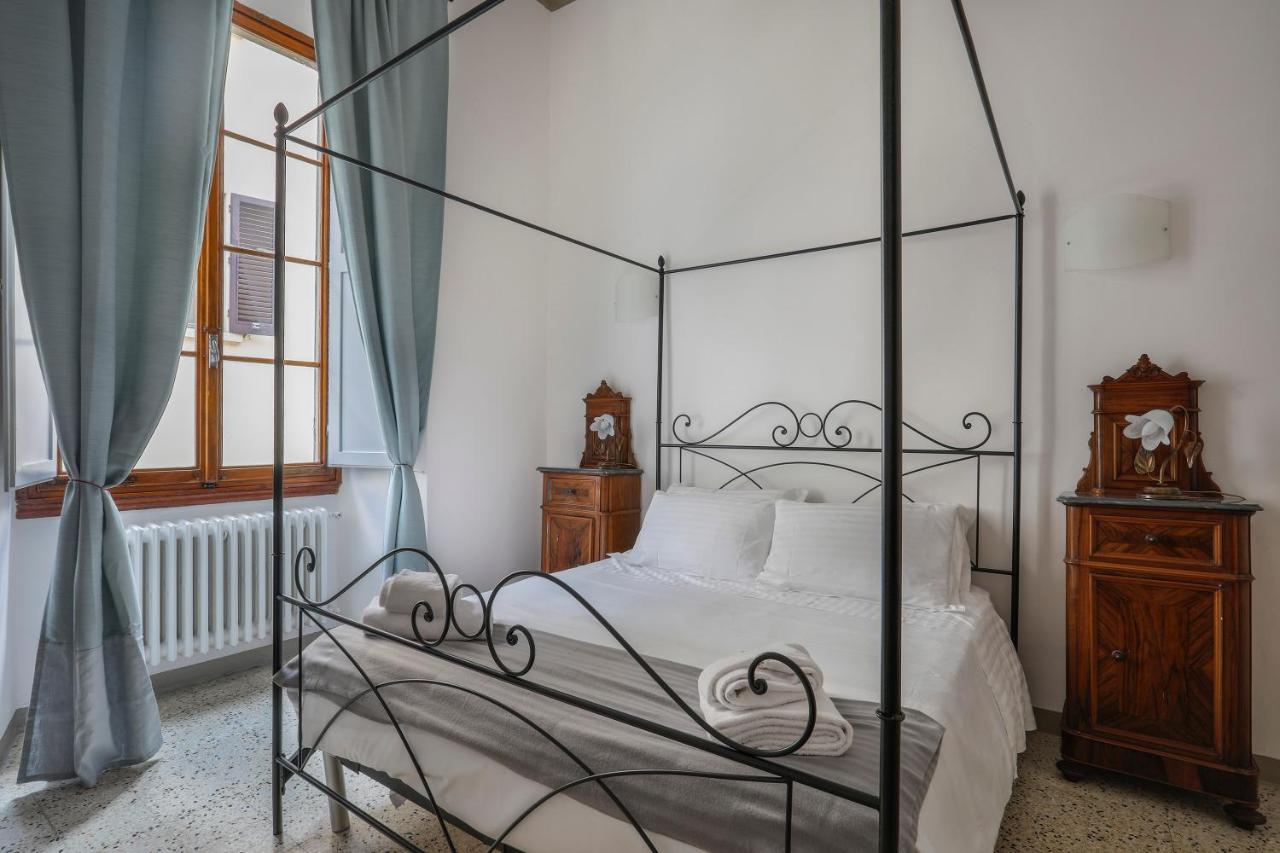 In Florence's Heart: Via Delle Seggiole Appartamento