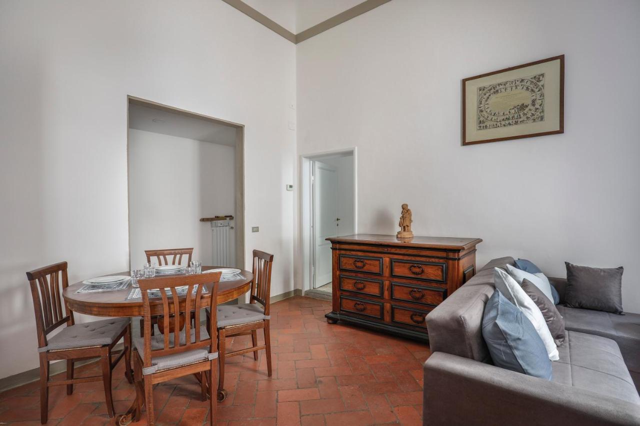In Florence's Heart: Via Delle Seggiole Appartamento *