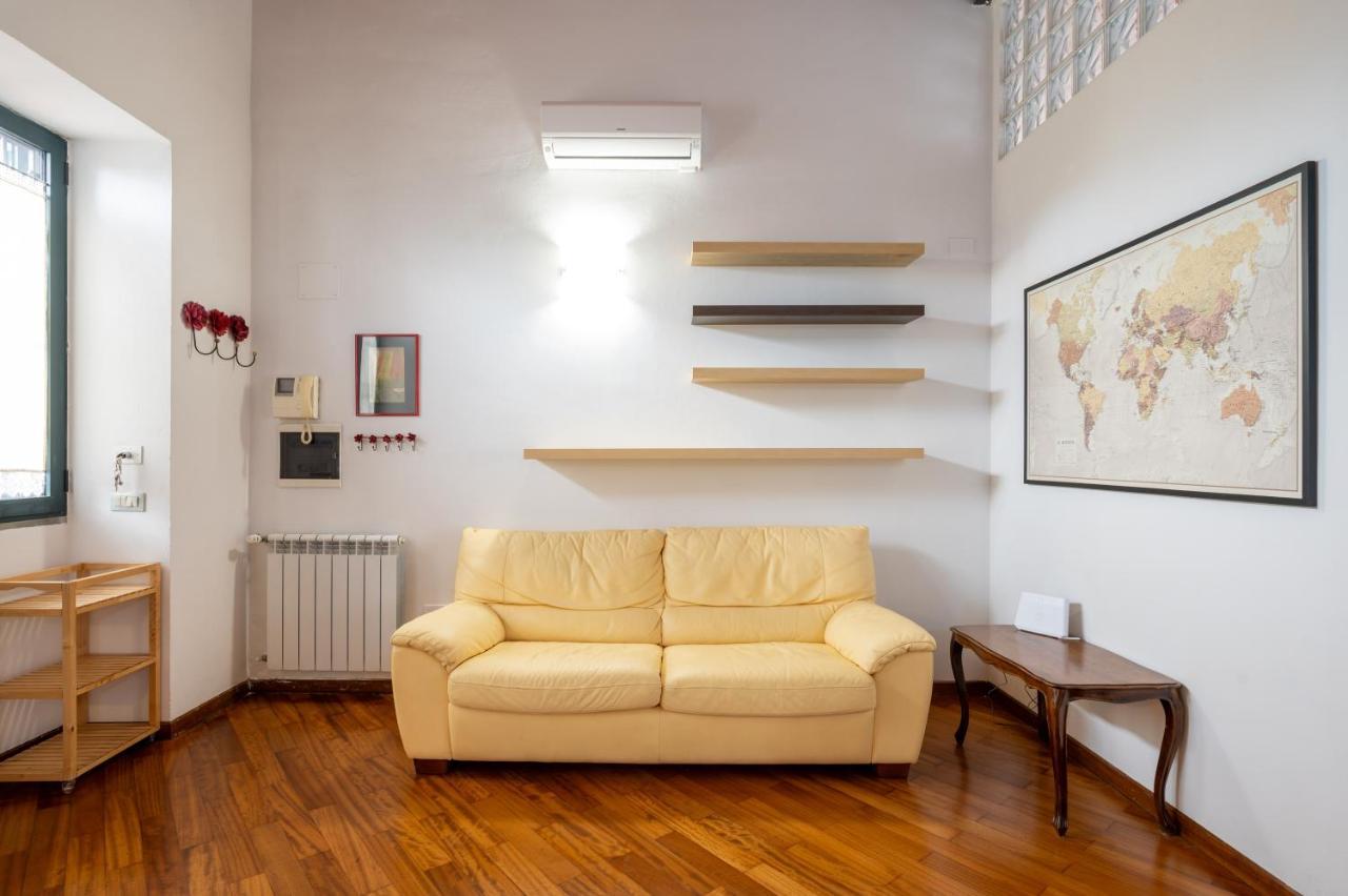 Statuto With Small Courtyard Florenz