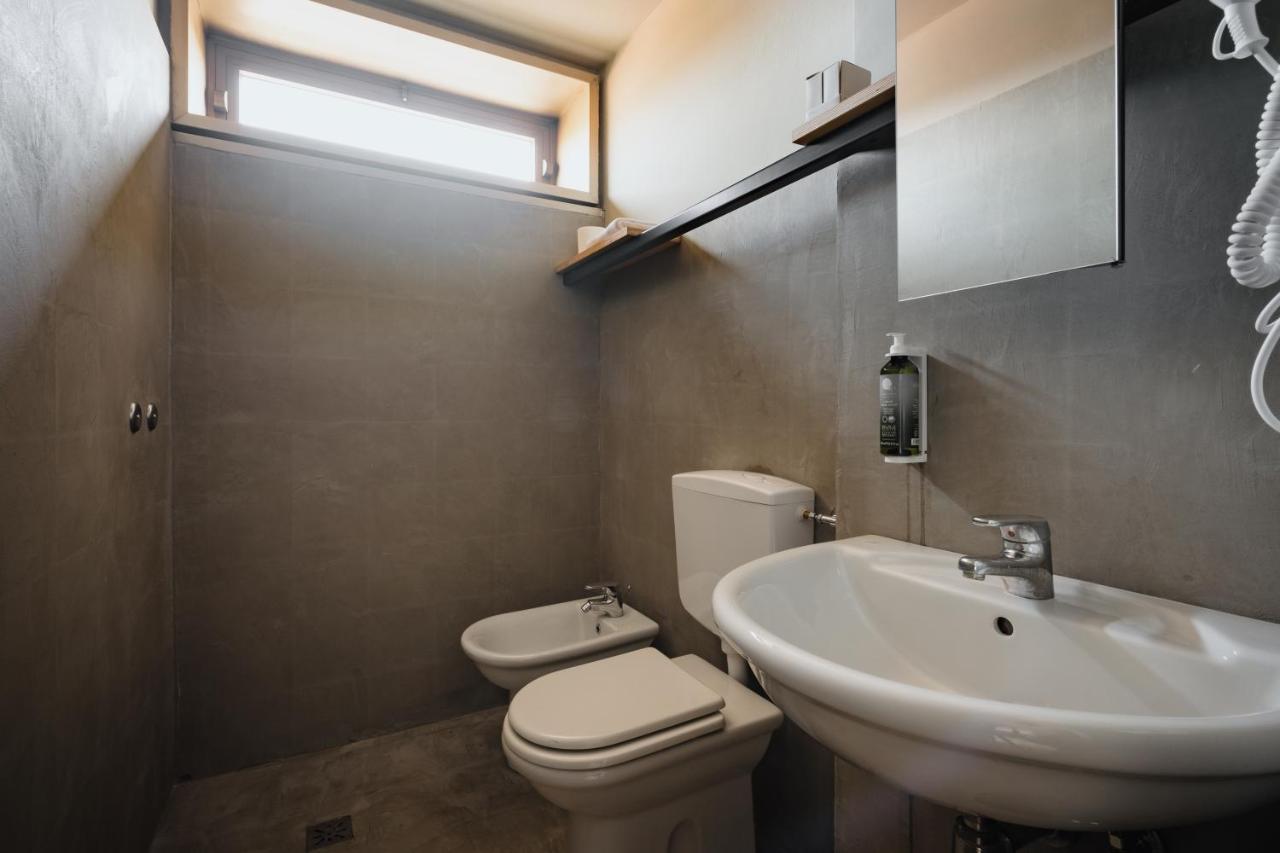 Hostel 're-dama