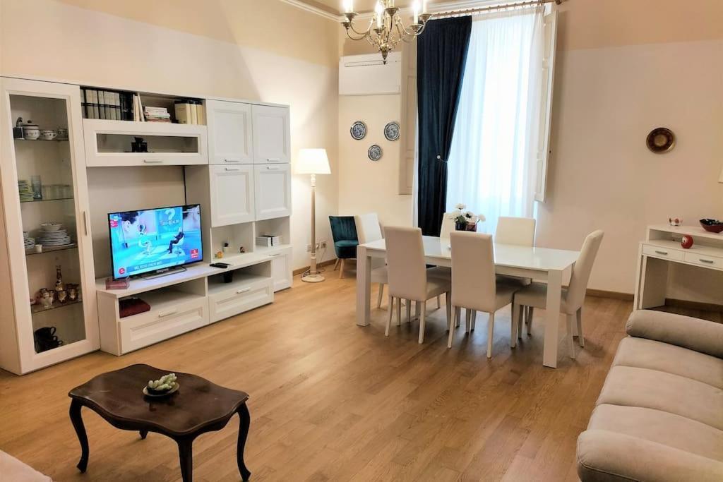 Ghibellina Elegant With 4 Bedrooms Appartement