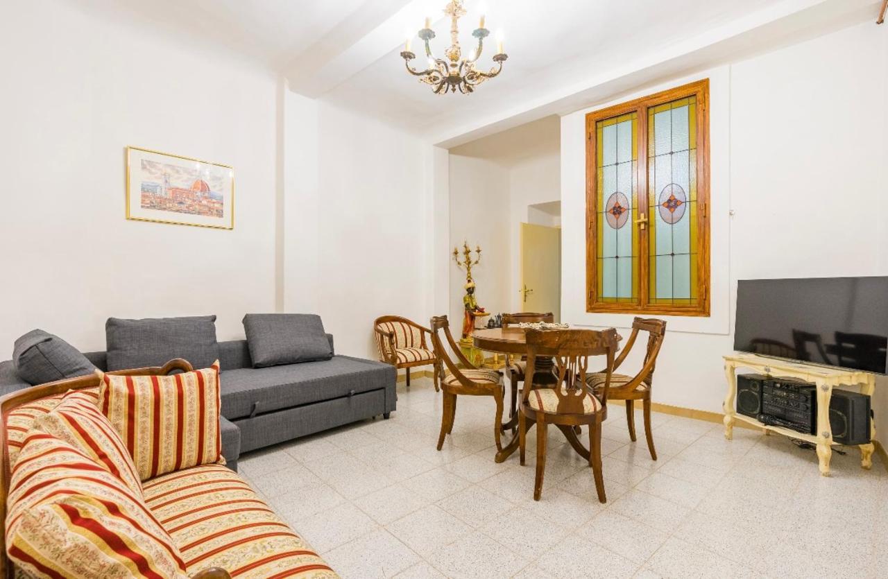 Central And Spacious Apartment *