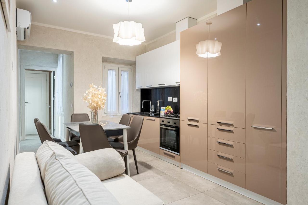Apartment 5 Minuti - Duomo Tripla Luxury