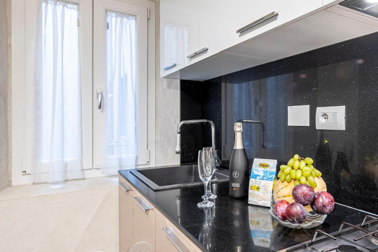 Apartment 5 Minuti - Duomo Tripla Luxury Florence