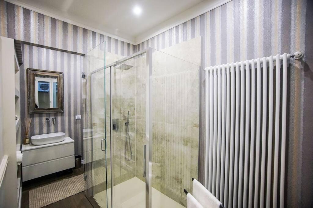 Appartamento 3 Bedroom Modern Luxury In *