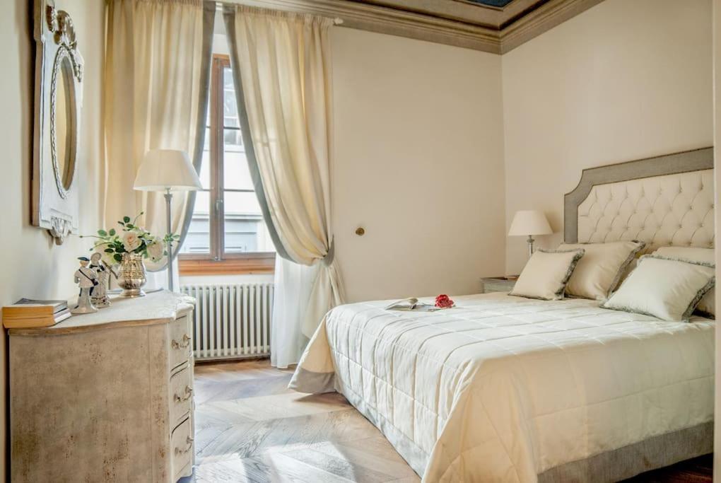 Signoria Deluxe Studio-2 People In Signoria Square Appartement
