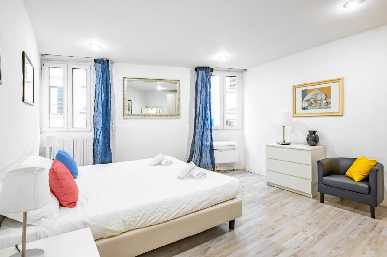 Apartment Sant'ambrogio Apt: Your Hideaway *