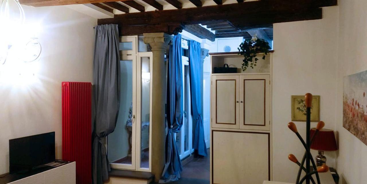Apartment Borgo Allegri Florence