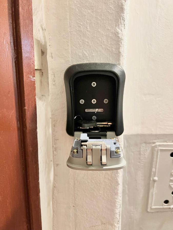 Apartment Adg 33