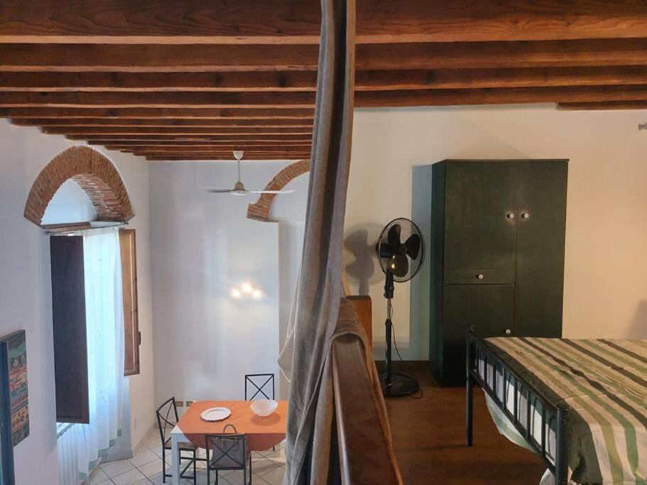 Appartement Simona 2 *