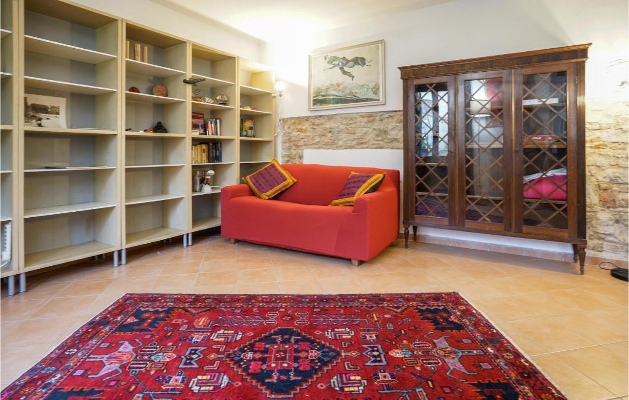 Apartment 1 Bedroom Stunning In