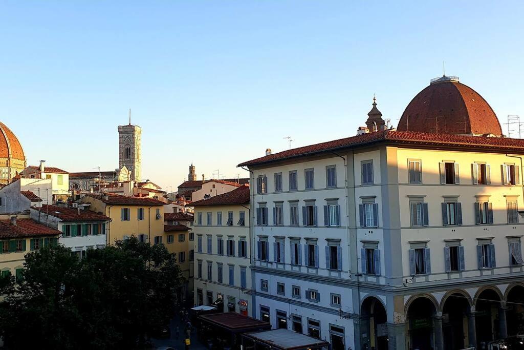 Mercato Near Santa Maria Novella * Florença