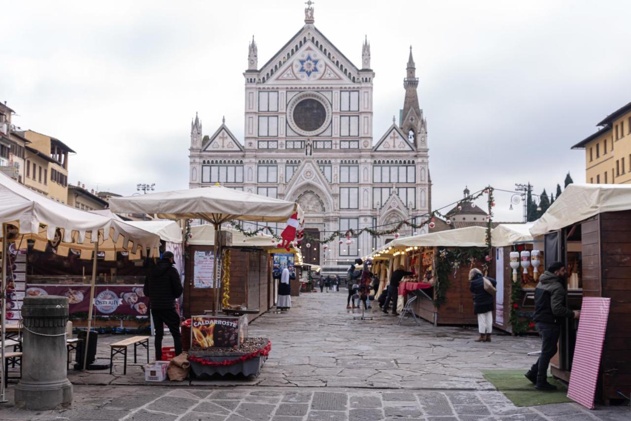 Eclectic In Santa Croce Apartment Florence