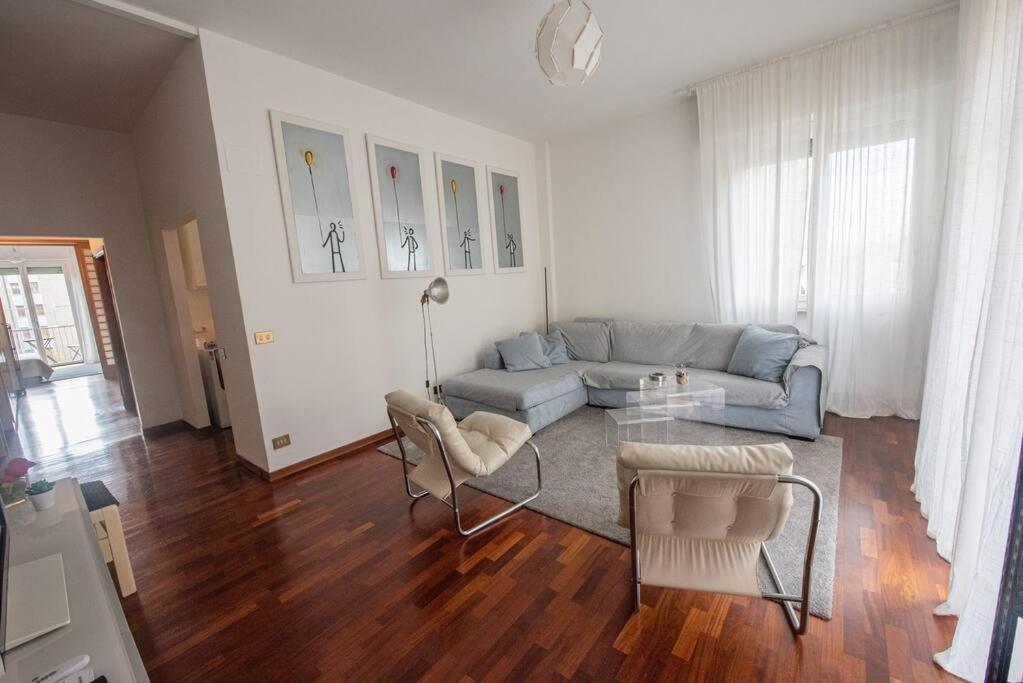 Artisti, Cozy Flat In * Florence