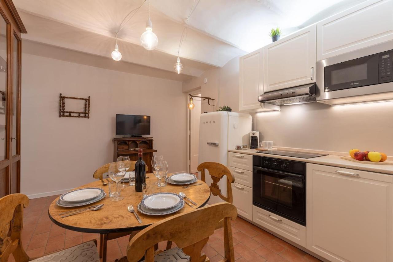 Sambrogio Suite-hosted By Sweetstay Apartment *