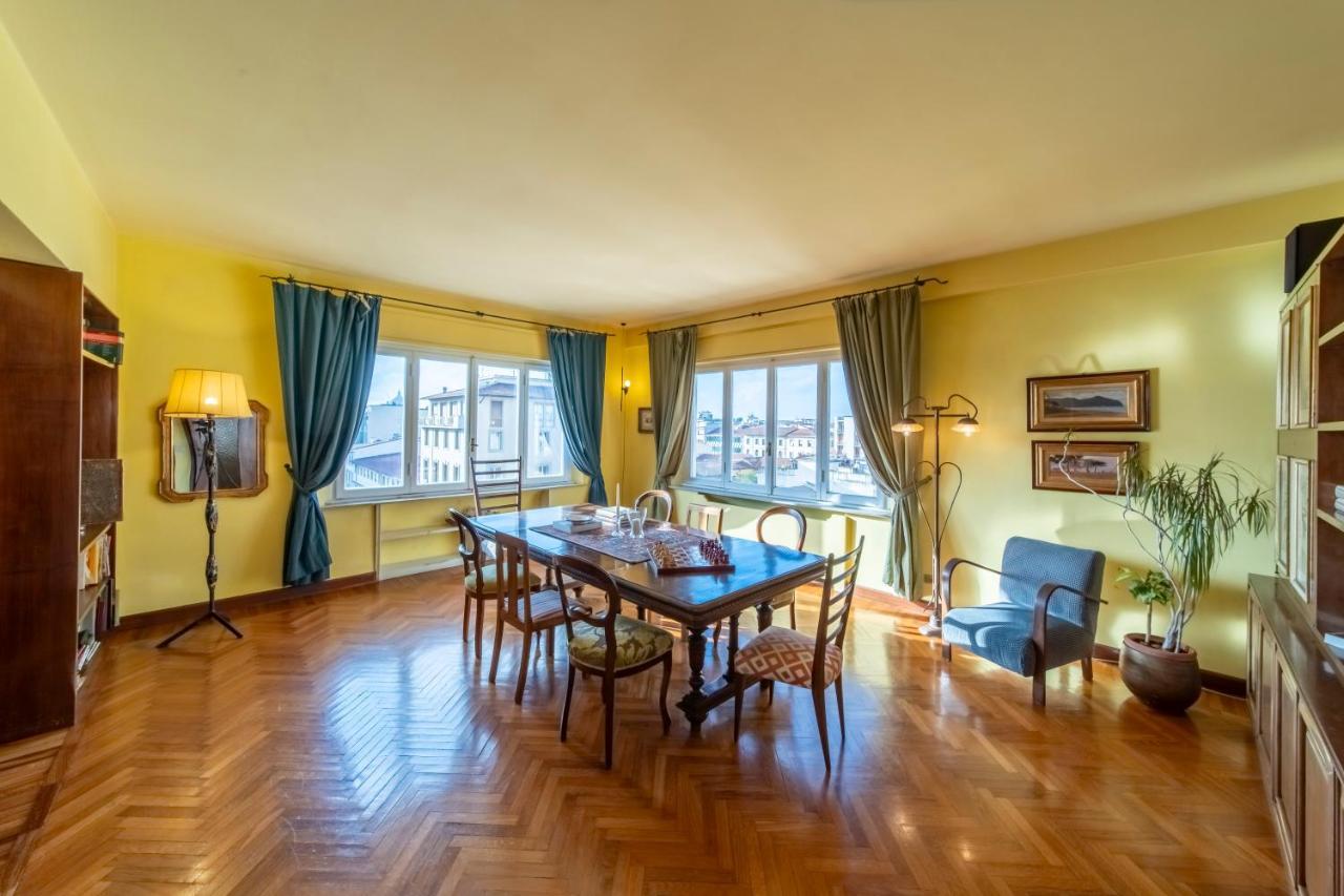 Golden Renaissance Appartement
