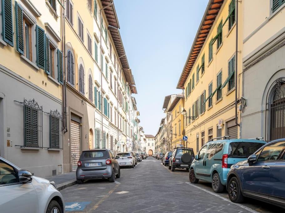 Indipendenza Cozy With Private Garden Apartment