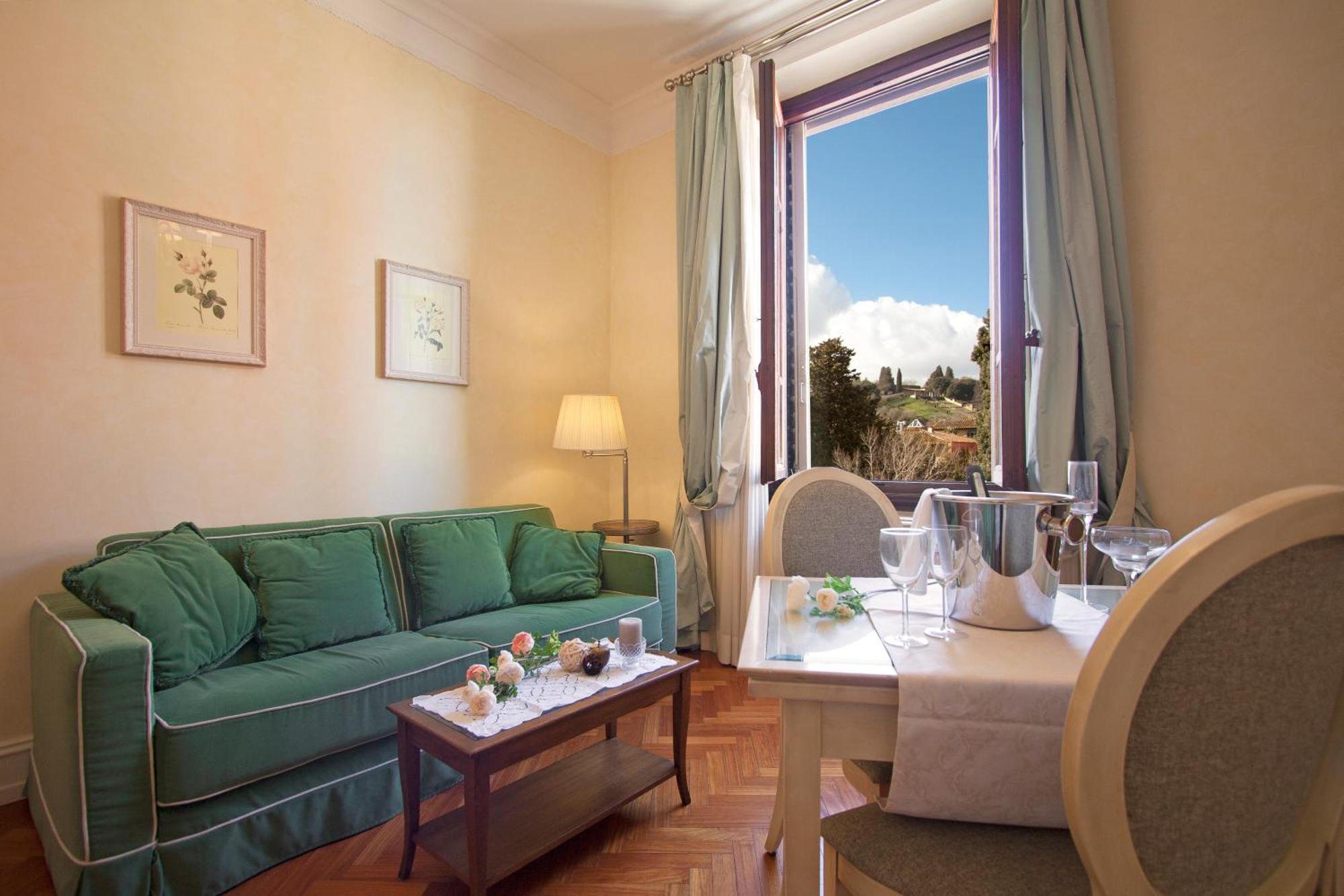 Aparthotel Serristori Palace Florence
