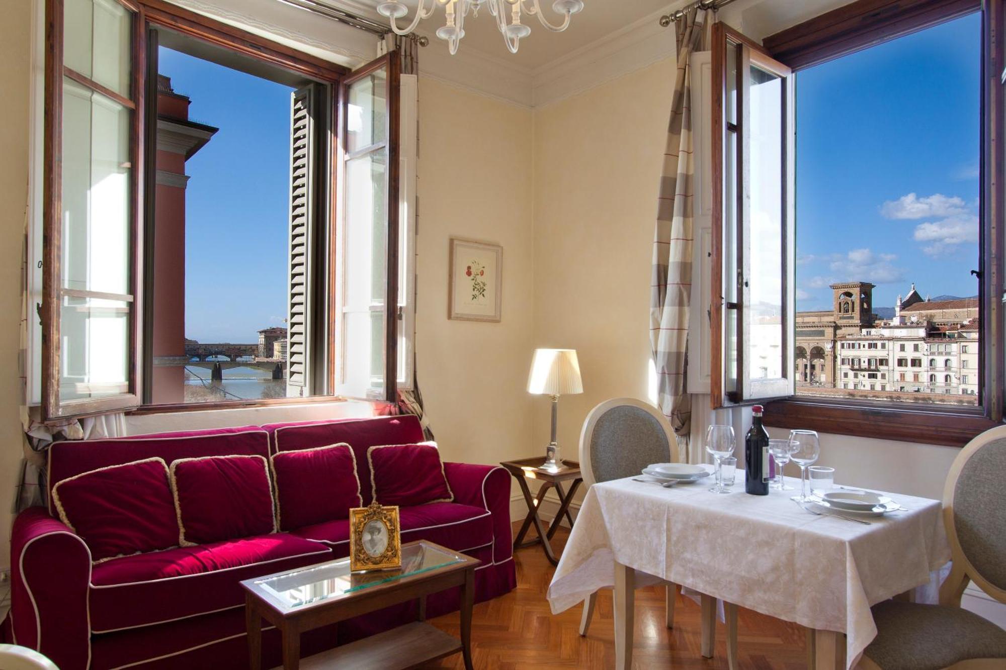 Aparthotel Serristori Palace 2*
