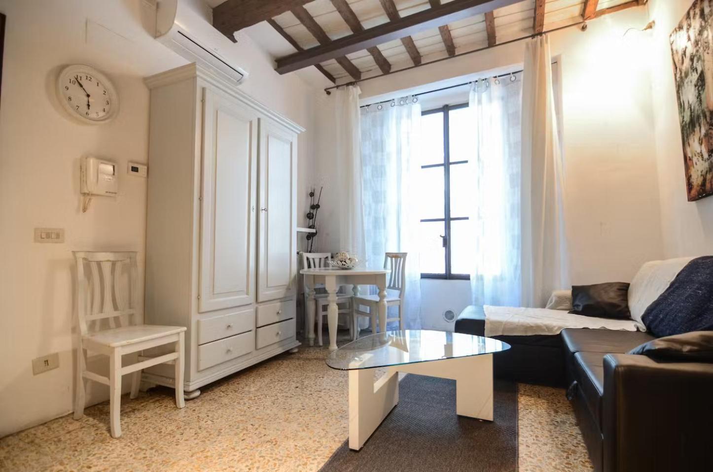 F1 - Santa Croce One Bedroom For Couples Apartment
