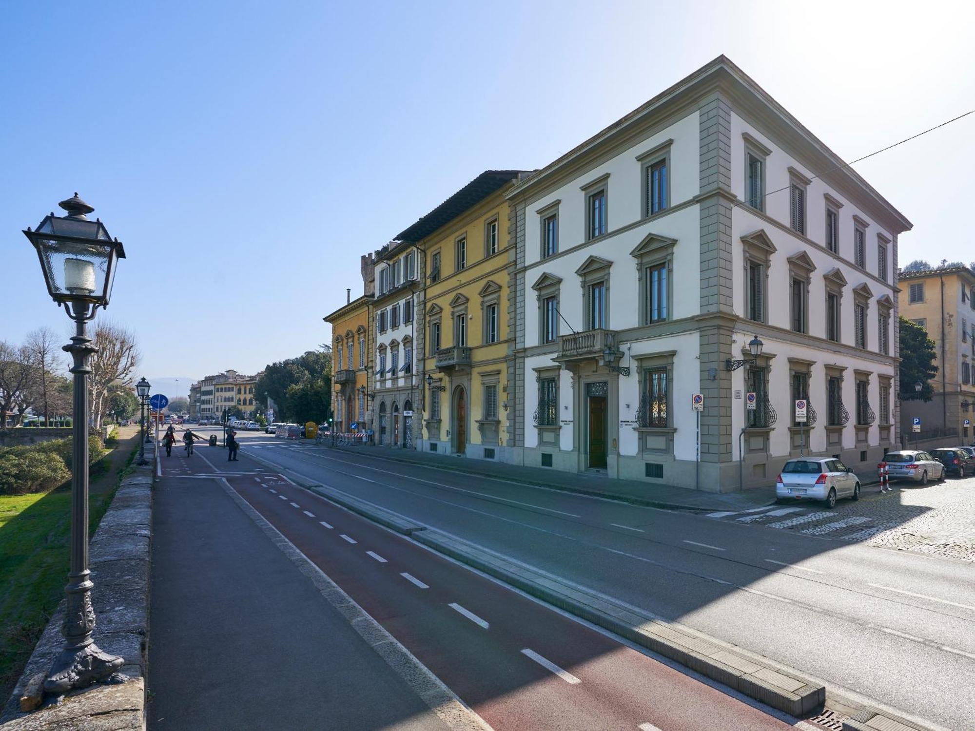 Aparthotel Serristori Palace Florence