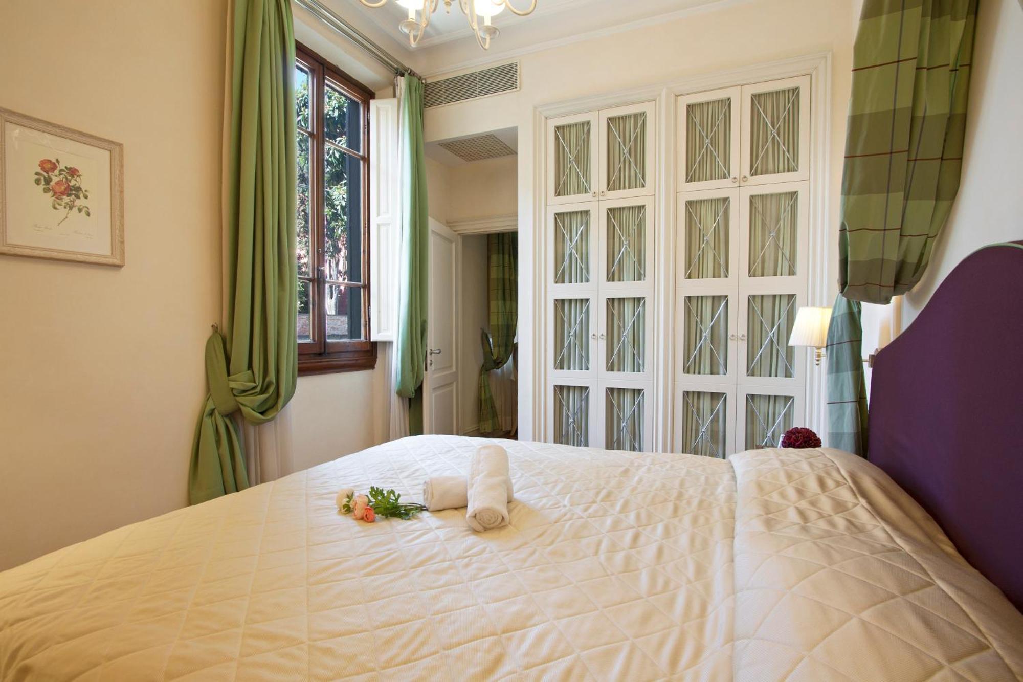 Aparthotel Serristori Palace